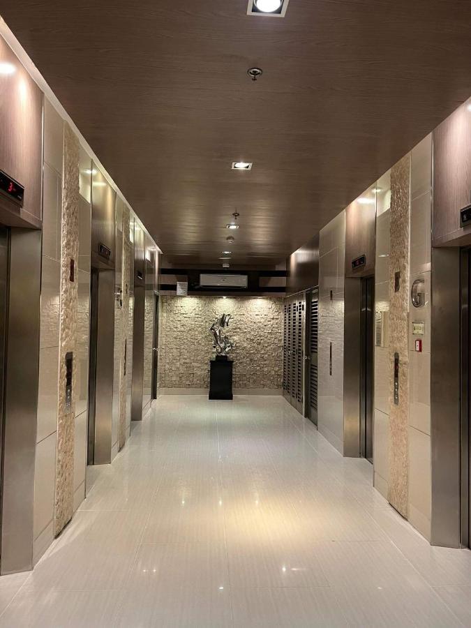 Yam Staycation Shore Residences Manila Exterior photo